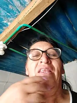 clarita 01 online show from 5, 1, 2026