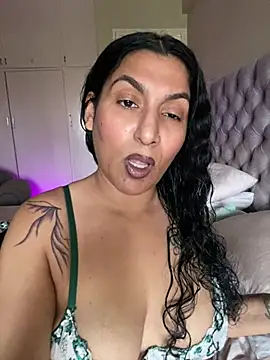 Snapshot of Indianbutter11 chatting on 10, 2, 2025 Indianbutter11 online show from 10, 2, 2025