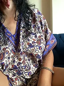 Snapshot of Indianbutter11 chatting on 25, 2, 2025 Indianbutter11 online show from 25, 2, 2025