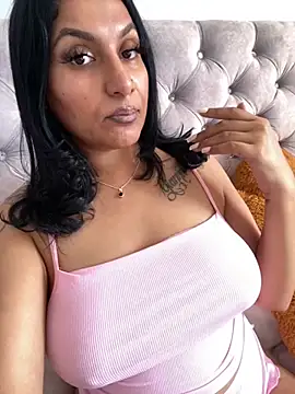 Indianbutter11 online show from 18, 10, 2025