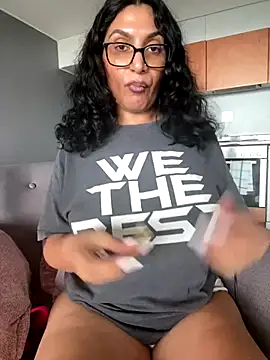 Indianbutter11 online show from 5, 11, 2025