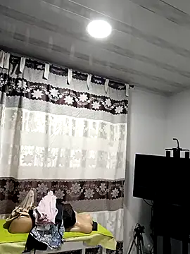 amaranta c online show from 27, 10, 2025