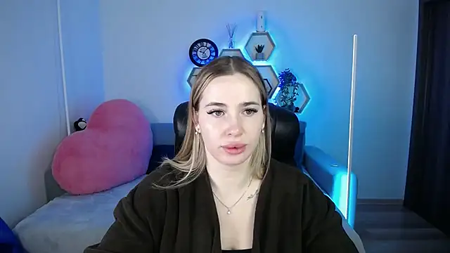 SabrinViolet online show from 16, 1, 2026