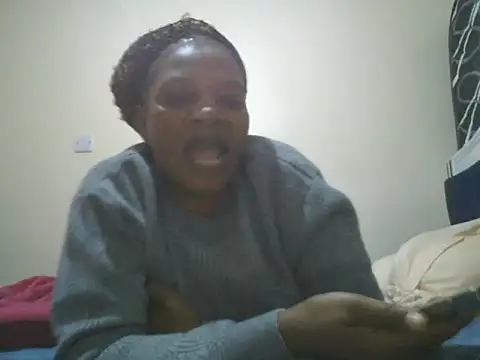 clakemmy250 online show from 31, 5, 2026
