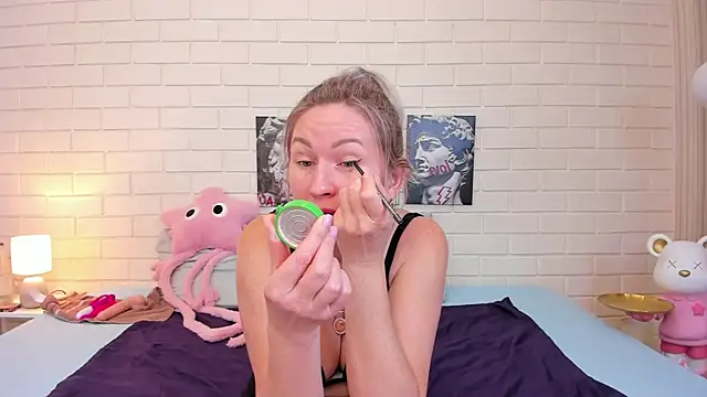 AriFleow online show from 16, 10, 2025