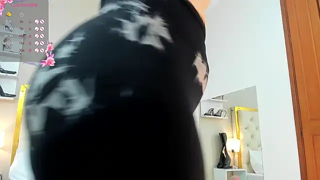 Sara Gomez online show from 23, 9, 2025