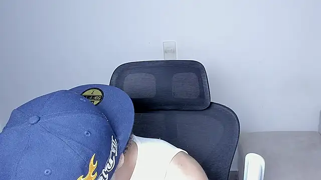 laurent nova online show from 3, 12, 2025