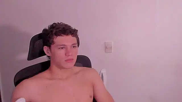 laurent nova online show from 8, 4, 2026