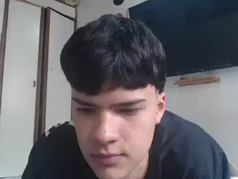 Snapshot of masterdaniel88 chatting on 4, 3, 2025 masterdaniel88 online show from 4, 3, 2025