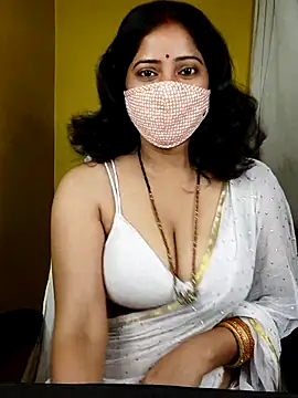 Snapshot of natasha_bhabhi chatting on 6, 7, 2026 natasha bhabhi online show from 6, 7, 2026