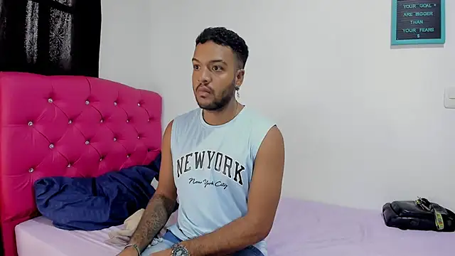 Snapshot of katia__dann chatting on 13, 12, 2024 katia dann online show from 13, 12, 2024