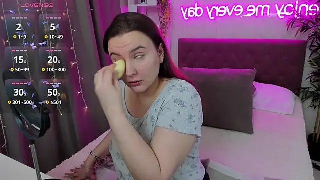 FeralPeach online show from 2, 2, 2025