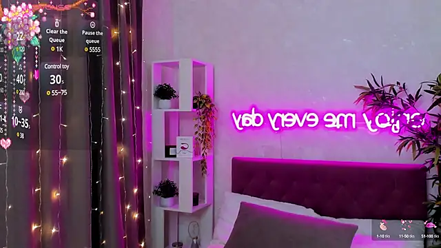 FeralPeach online show from 2, 3, 2025