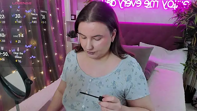 FeralPeach online show from 5, 2, 2026