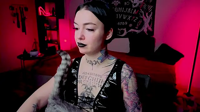 Snapshot of Magic_Allie chatting on 13, 5, 2026 Magic Allie online show from 13, 5, 2026