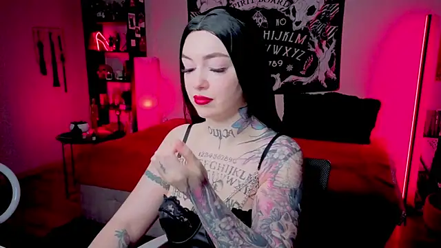 Snapshot of Magic_Allie chatting on 13, 6, 2026 Magic Allie online show from 13, 6, 2026