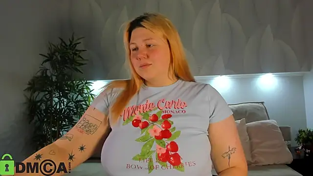 Ruth Oliver online show from 6, 11, 2025