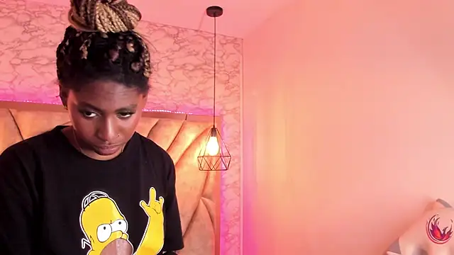 Queen perla  online show from 30, 1, 2025