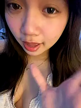 Hotellinh12 online show from 17, 9, 2025