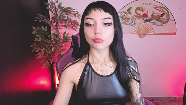 Snapshot of catipetite chatting on 24, 6, 2026 catipetite online show from 24, 6, 2026