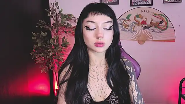 Snapshot of catipetite chatting on 24, 6, 2026 catipetite online show from 24, 6, 2026