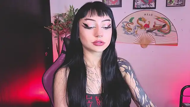 Snapshot of catipetite chatting on 11, 7, 2026 catipetite online show from 11, 7, 2026