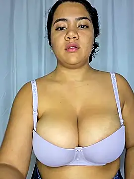 Watagatapitusberry1 online show from 20, 10, 2025