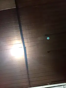 Uncletee112 online show from 10, 9, 2025