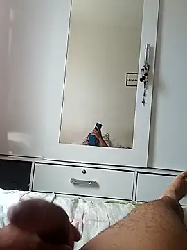 ronny000123 online show from 9, 1, 2026