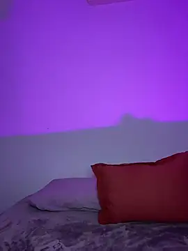 Agnescruzz online show from 24, 4, 2026