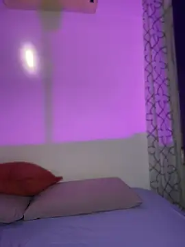 Agnescruzz online show from 26, 4, 2026