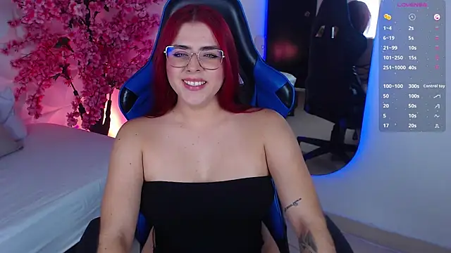 lizowenn  online show from 27, 11, 2025