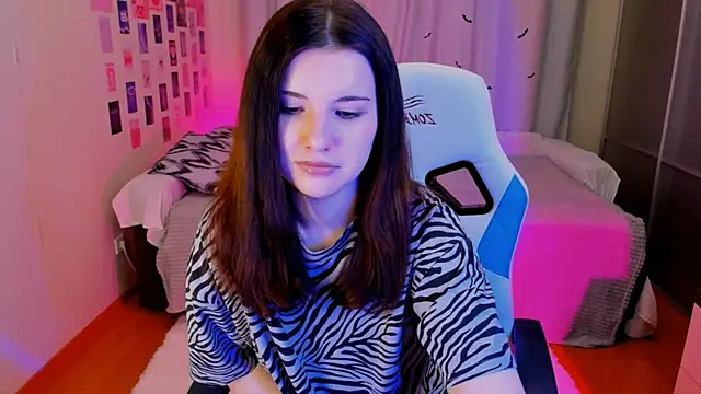 Vanessa Verona online show from 8, 2, 2025