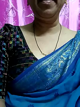 Snapshot of Rosy-B chatting on 17, 1, 2025 Rosy-B online show from 17, 1, 2025