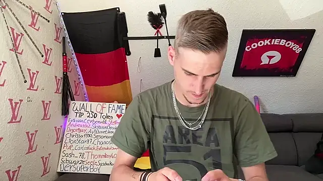 Snapshot of Cookieboy88 chatting on 14, 7, 2026 Cookieboy88 online show from 14, 7, 2026