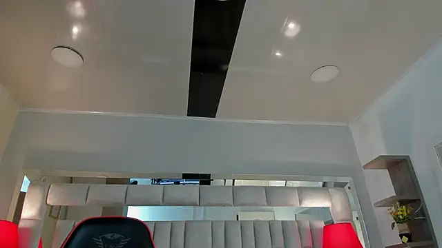 mariiahneedles online show from 19, 10, 2025