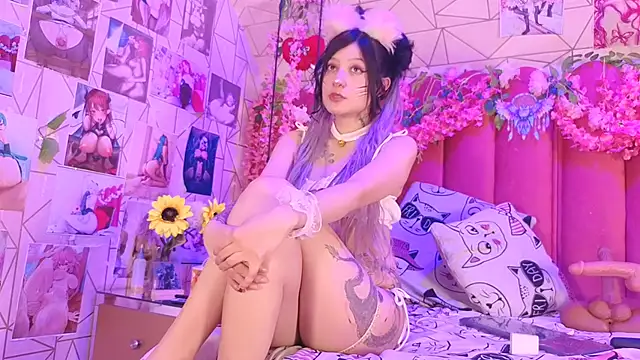 Alicebenett online show from 19, 10, 2025