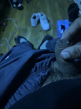 Snapshot of ericxxx222 chatting on 7, 11, 2025 ericxxx222 online show from 7, 11, 2025