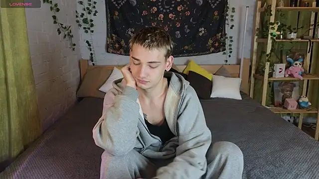 Nick Win online show from 8, 11, 2025