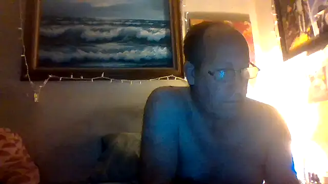 Snapshot of hornyrich69 chatting on 7, 2, 2026 hornyrich69 online show from 7, 2, 2026