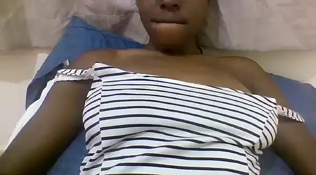 Snapshot of Ebony_maffin chatting on 13, 2, 2025 Ebony maffin online show from 13, 2, 2025