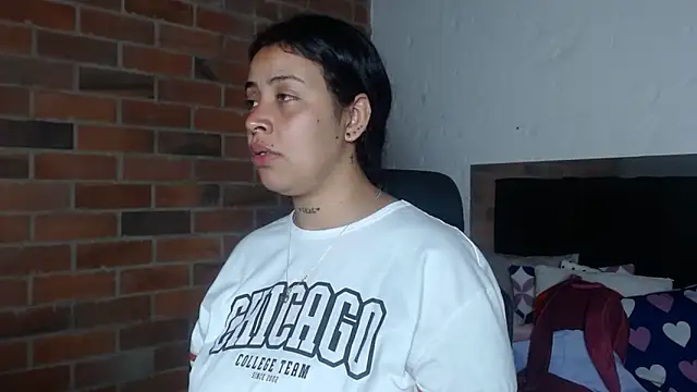 salome  hills1 online show from 25, 4, 2026