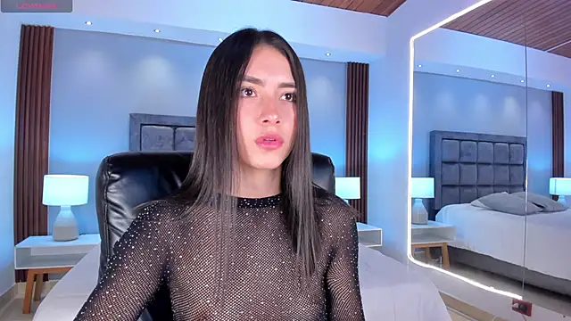 Snapshot of Emmaa_Robertss chatting on 13, 12, 2024 Emmaa Robertss online show from 13, 12, 2024