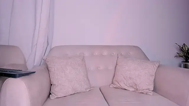 DannaHyde online show from 17, 1, 2025