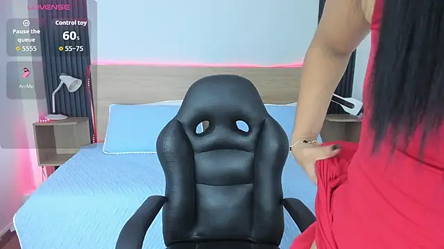 Chiqui milk  online show from 22, 9, 2025