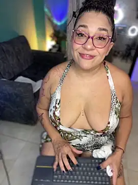 Snapshot of miss_grace_01 chatting on 8, 6, 2026 miss grace 01 online show from 8, 6, 2026