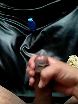 Snapshot of Village_0boy chatting on 6, 10, 2025 Village 0boy online show from 6, 10, 2025