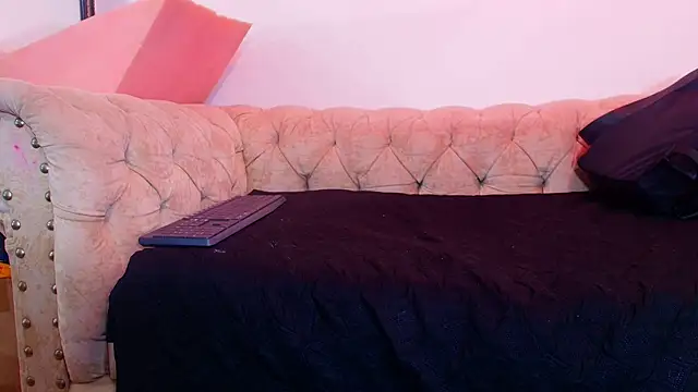 ann berlin online show from 15, 9, 2025