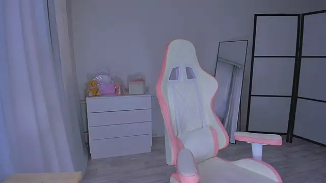 AnnaLunar online show from 27, 2, 2025