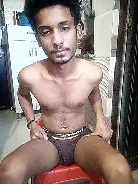 Snapshot of curlyhairboy_ chatting on 12, 10, 2025 curlyhairboy online show from 12, 10, 2025